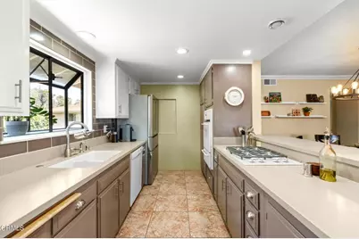 950 Seaside Court, Ventura, CA 93001 - Photo 8