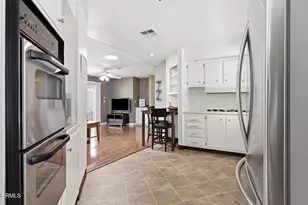 27 Isabel Ave, Camarillo, CA 93012 - Photo 18
