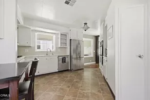 27 Isabel Ave, Camarillo, CA 93012 - Photo 16