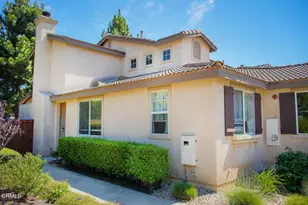 2323 Shakespeare Dr, Oxnard, CA 93033 - Photo 2
