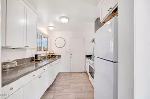 296 S Brookshire Ave, Ventura, CA 93003 - Photo 12