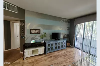 865 S B Street #J2, Oxnard, CA 93030 - Photo 12