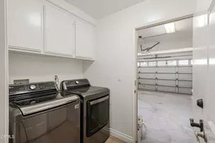 146 Symphony Ln, Oak Park, CA 91377 - Photo 34