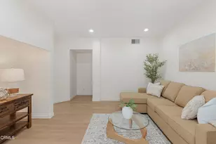 146 Symphony Ln, Oak Park, CA 91377 - Photo 12