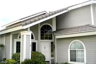29065 Lake Ridge Ln, Highland, CA 92346 - Photo 2