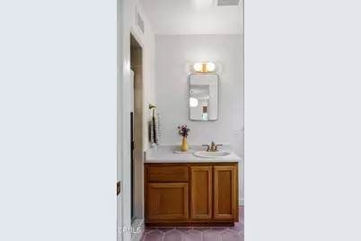 2046 Los Encinos Road, Ojai, CA 93023 - Photo 48