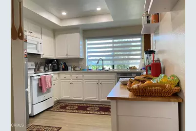 39104 Village 39, Camarillo, CA 93012 - Photo 8