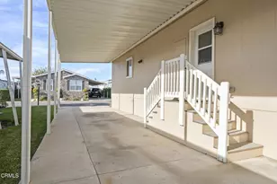 15750 Arroyo Dr, Moorpark, CA 93021 - Photo 30