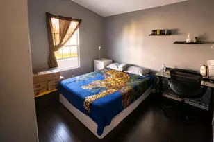 211 Calle De La Rosa, Camarillo, CA 93012 - Photo 12