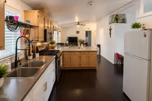 211 Calle De La Rosa, Camarillo, CA 93012 - Photo 4