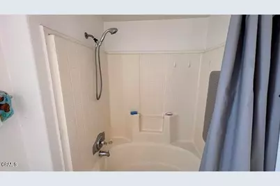 211 Calle De La Rosa #211, Camarillo, CA 93012 - Photo 24