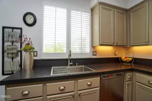 1239 Bayside Ln, Oxnard, CA 93035 - Photo 22