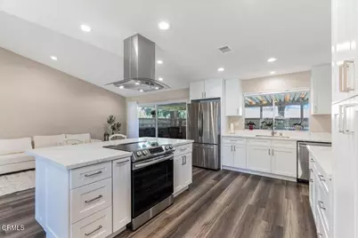 13201 Village 13, Camarillo, CA 93012 - Photo 10
