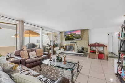 1331 Edgewood Way, Oxnard, CA 93030 - Photo 6