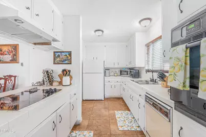 1331 Edgewood Way, Oxnard, CA 93030 - Photo 16