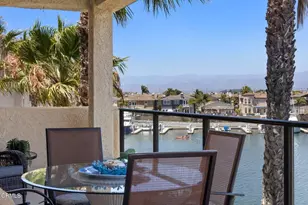 1808 Emerald Isle Way, Oxnard, CA 93035 - Photo 2