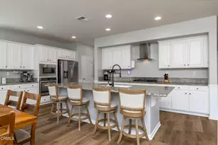 1408 Waterfall Ln, Bakersfield, CA 93311 - Photo 12