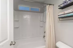 1408 Waterfall Ln, Bakersfield, CA 93311 - Photo 32
