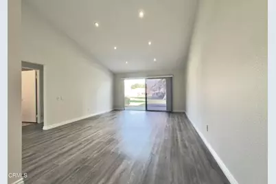 11243 Village 11, Camarillo, CA 93012 - Photo 4