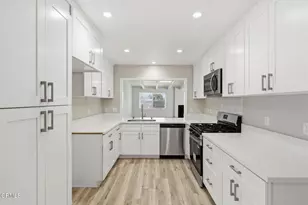 3450 Frankfort Ct, Oxnard, CA 93033 - Photo 10