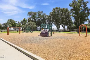 610 Fernwood Dr, Oxnard, CA 93030 - Photo 40