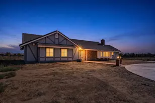 6789 W Ave A, Rosamond, CA 93560 - Photo 2