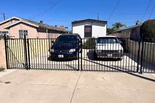 11333 Azahar St, Ventura, CA 93004 - Photo 2