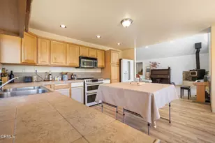 25620 High Rock Ct, Tehachapi, CA 93561 - Photo 18