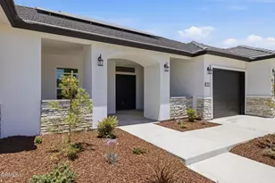 13615 Velma Pearl Way, Bakersfield, CA 93314 - Photo 8