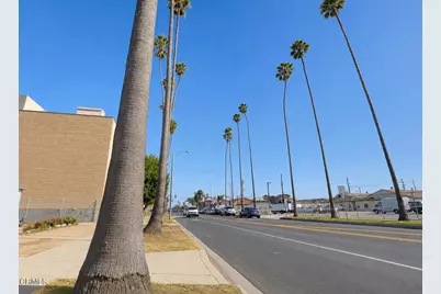 1018 S C Street, Oxnard, CA 93030 - Photo 1