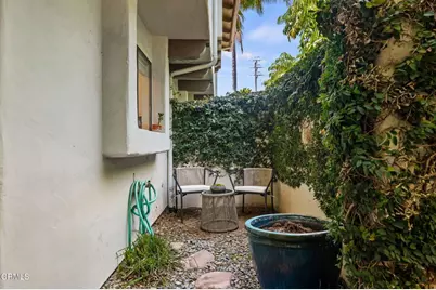 2012 Castillo Street #B, Santa Barbara, CA 93105 - Photo 4