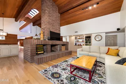 86 Pino Court, Camarillo, CA 93010 - Photo 12