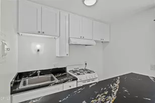 1920 N H St, Oxnard, CA 93036 - Photo 6