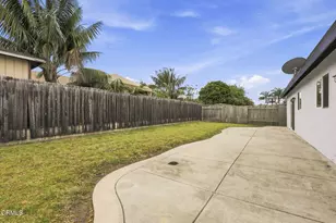 2431 Taffrail Ln, Oxnard, CA 93035 - Photo 34