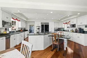 600 Monte Vista Dr, Santa Paula, CA 93060 - Photo 10