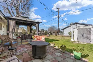5812 Burke Way, Bakersfield, CA 93309 - Photo 28