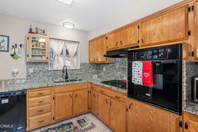 5812 Burke Way, Bakersfield, CA 93309 - Photo 18