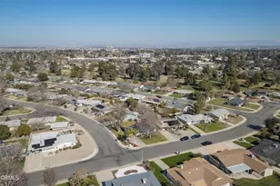 5812 Burke Way, Bakersfield, CA 93309 - Photo 42