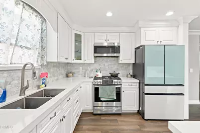 565 E Olive Street, Oxnard, CA 93033 - Photo 8