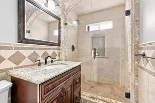 565 E Olive St, Oxnard, CA 93033 - Photo 18