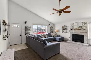 3991 Celia Ct, Simi Valley, CA 93063 - Photo 10