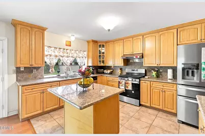 1935 El Rancho Drive, Camarillo, CA 93010 - Photo 16