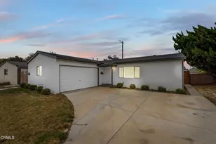 1136 N 7th Pl, Port Hueneme, CA 93041 - Photo 2