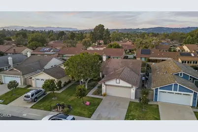 5681 Calle Sencillo, Camarillo, CA 93012 - Photo 24