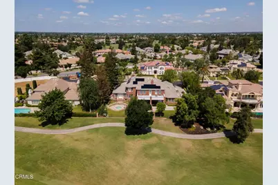 2300 Weybridge Drive, Bakersfield, CA 93311 - Photo 2