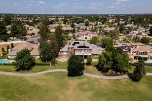 2300 Weybridge Dr, Bakersfield, CA 93311 - Photo 2