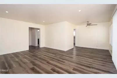 1109 Douglas Avenue, Oxnard, CA 93030 - Photo 6