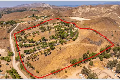 8450 Waters Road, Moorpark, CA 93021 - Photo 38