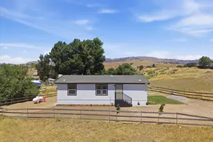 20405 Weston Ave, Tehachapi, CA 93561 - Photo 4