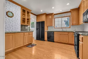 330 E Oakmont Dr, Montebello, CA 90640 - Photo 10